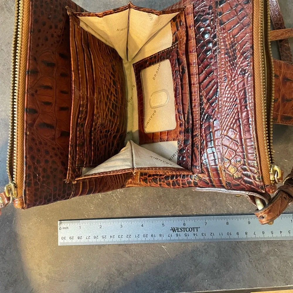 Brahmin crossbody bag, Mojito. Pecan crocodile embossed leather - Picture 3 of 9